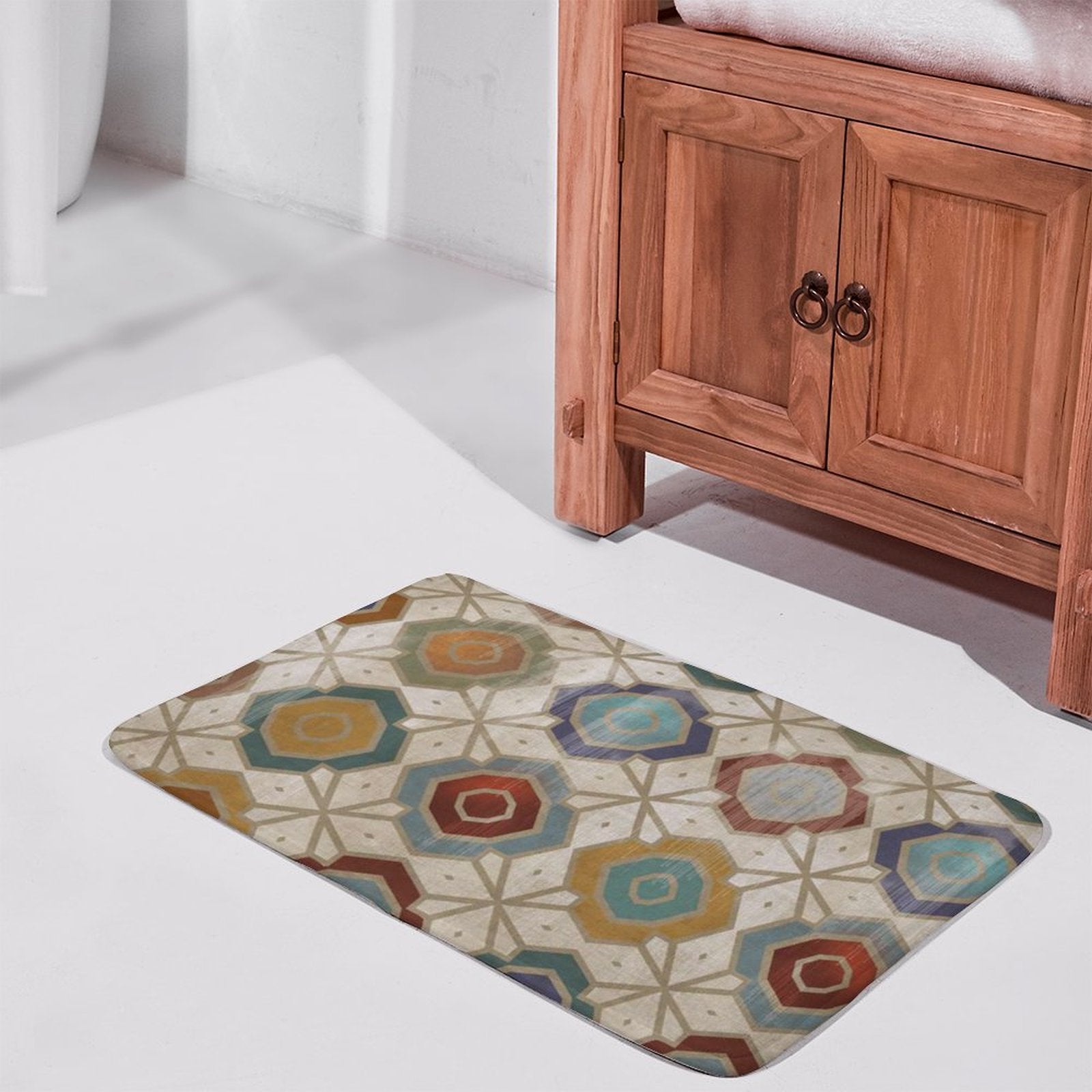 Coral velvet bath rug with geometric pattern in bathroom, non-slip floor carpet