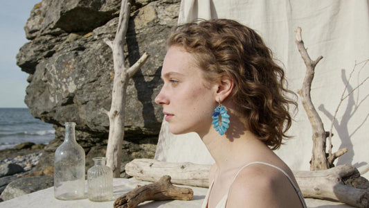 Ensuring Pollution-Free Custom Marine Plastic Jewelry Production