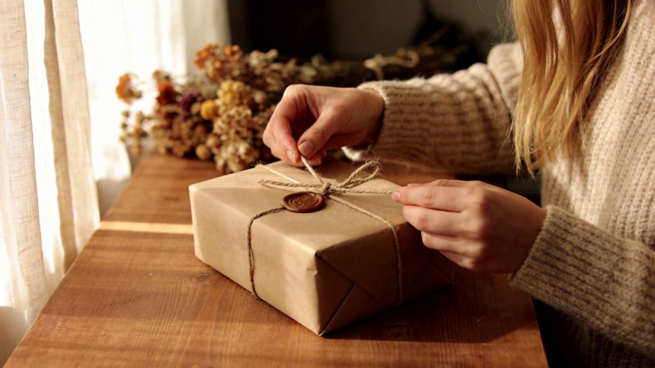 The True Cost of Eco-Friendly Handmade Gifts (And Why They’re Worth It)